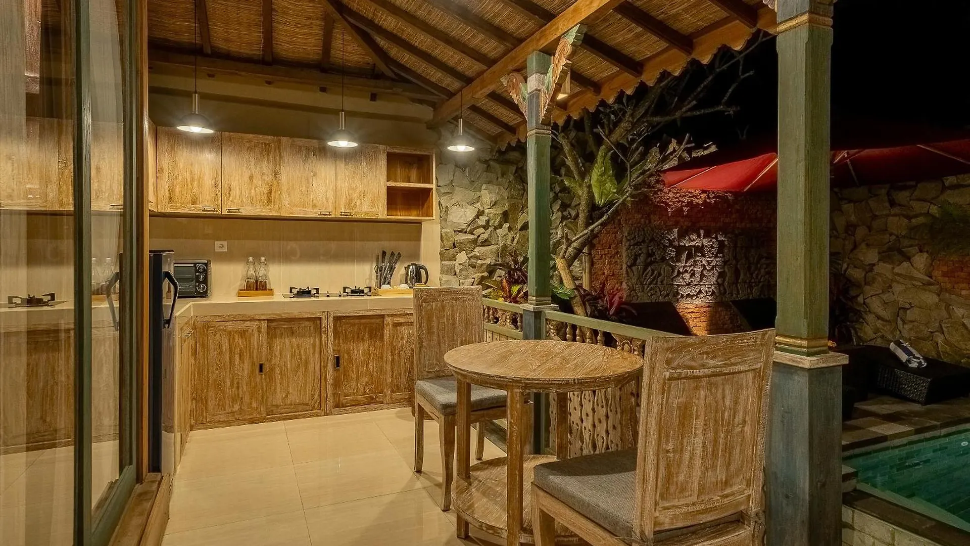 Astala Ubud Villa Indonesia